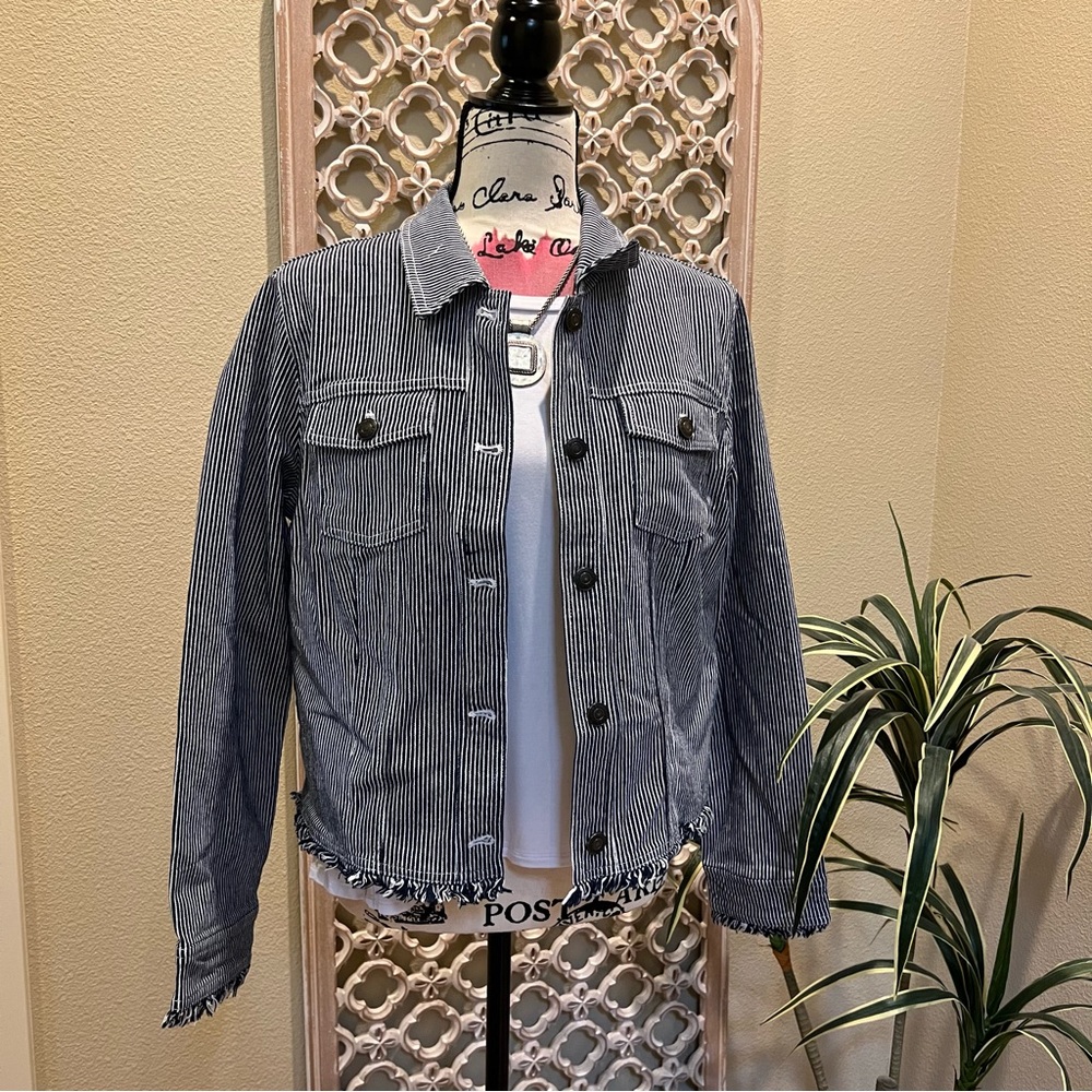 NWT BB Dakota by Steve Madden Striped Navy and White Women's Jacket